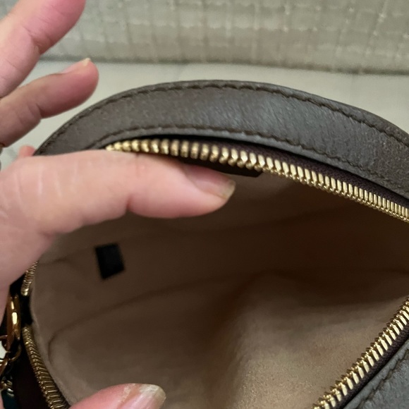 Gucci OPHIDIA GG MINI ROUND SHOULDER BAG - Picture 4 of 7